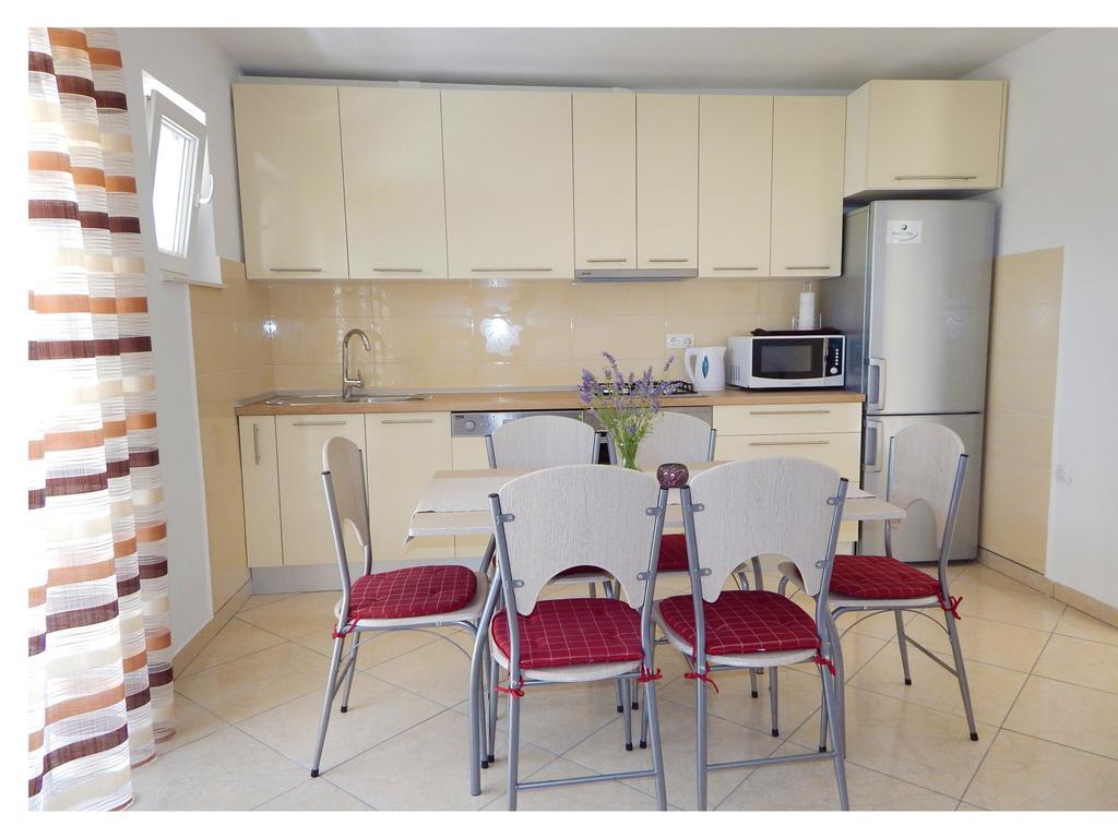 Apartments Nedjeljka Ražanj 部屋 写真