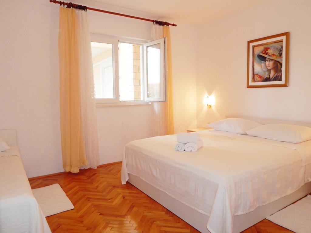 Apartments Nedjeljka Ražanj 部屋 写真